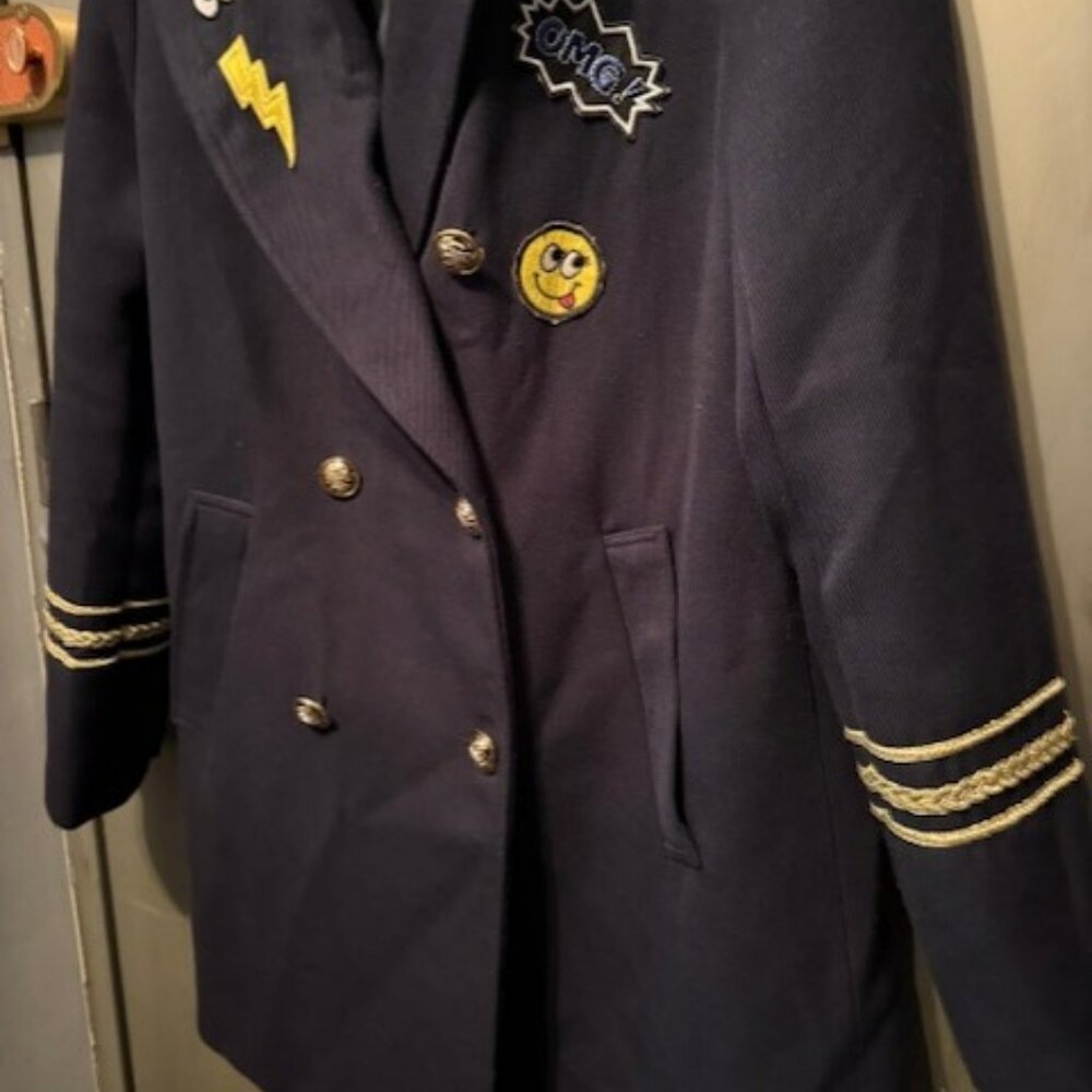 Vintage Inspired Military Coat with Patches - Picture 11 of 16
